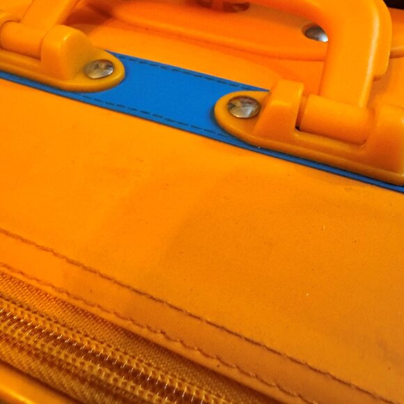 Vintage Bear In The Big Blue House Kid's Luggage Rolling Suitcase - Picture 11 of 12